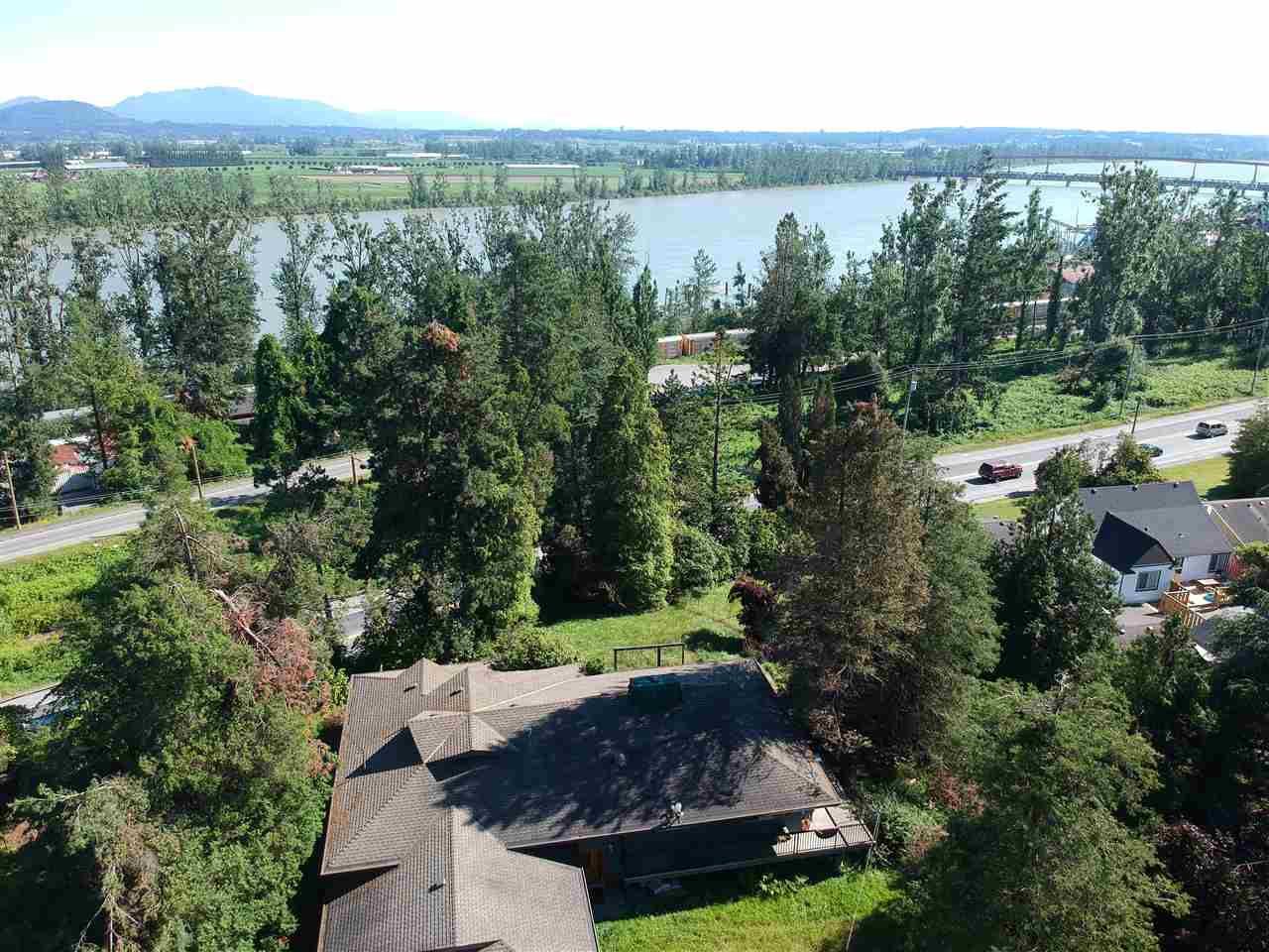r2285760