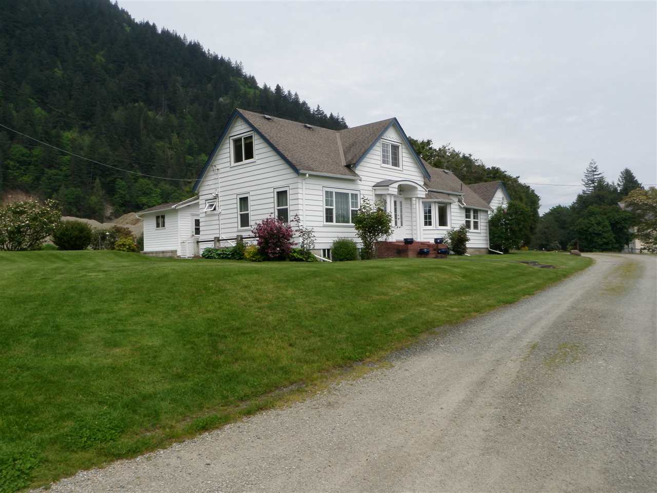 r2358853