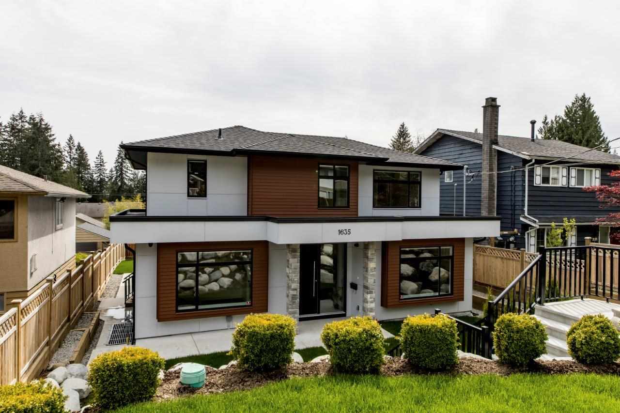 r2362906